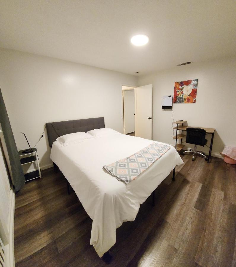 Centrally Located, 4X Queen, 300 Mbps Internet With Backyard! Hemet Exteriör bild